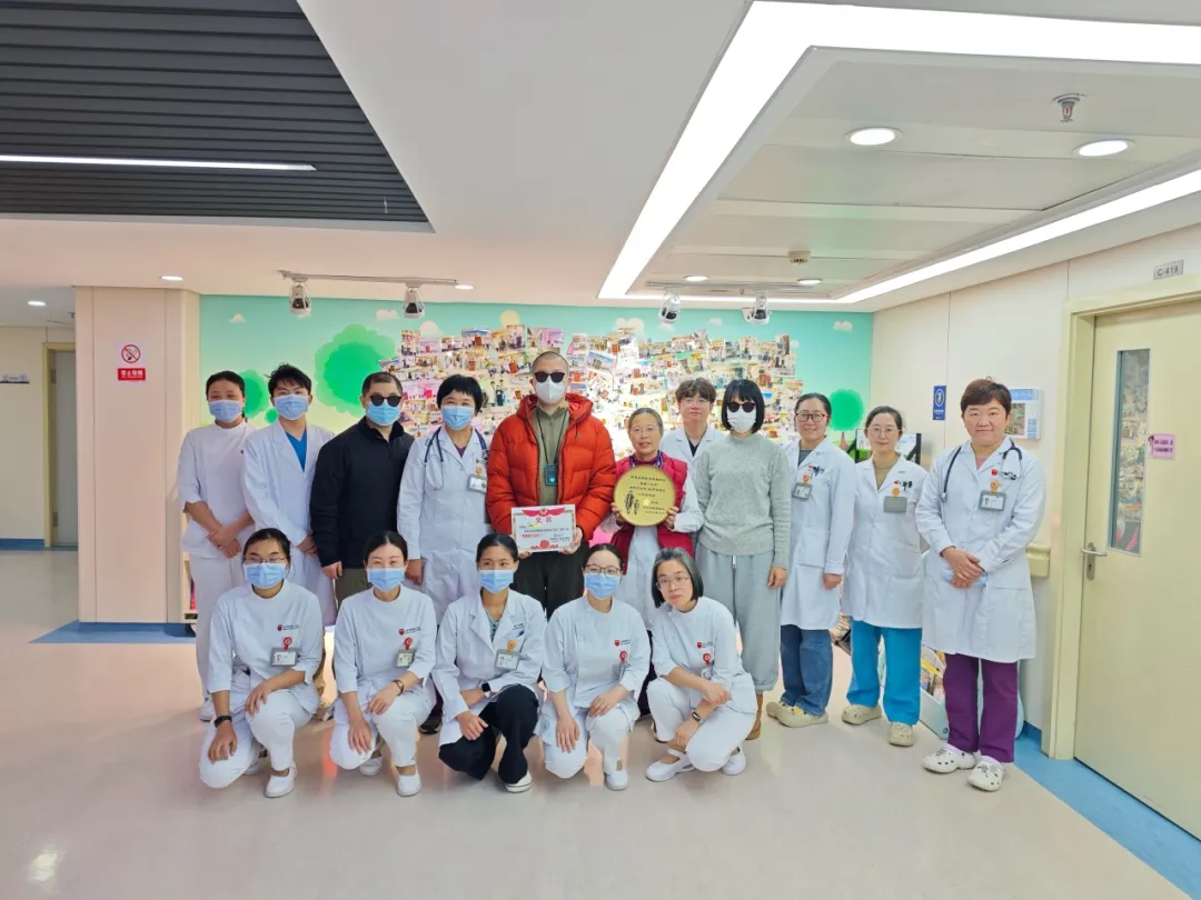 T淋母少年北上求医终获CR,父亲化身“研究型家长”,用坚持守护希望