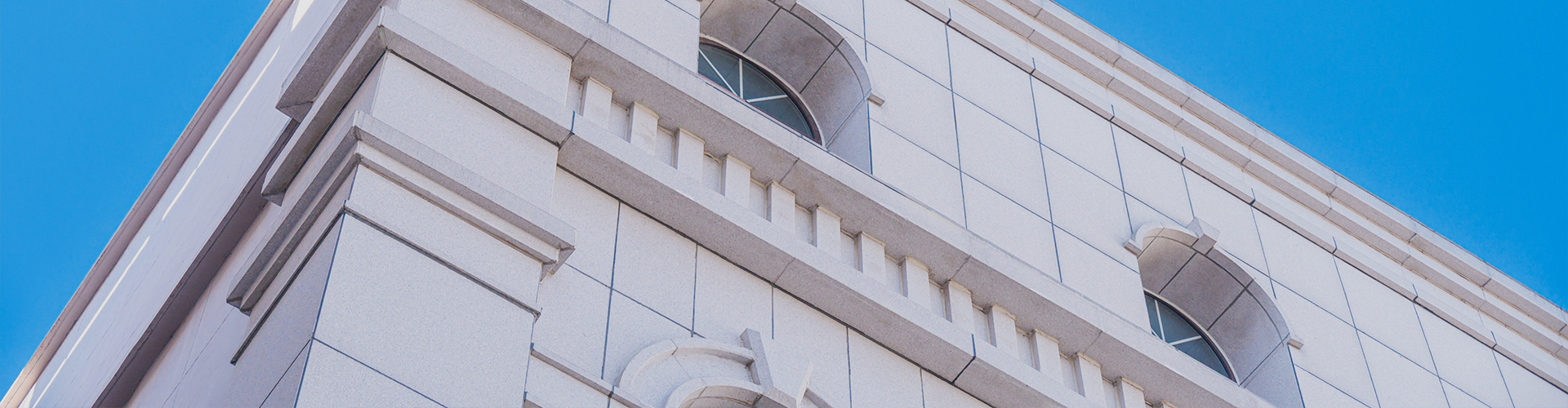 联系我们 Banner