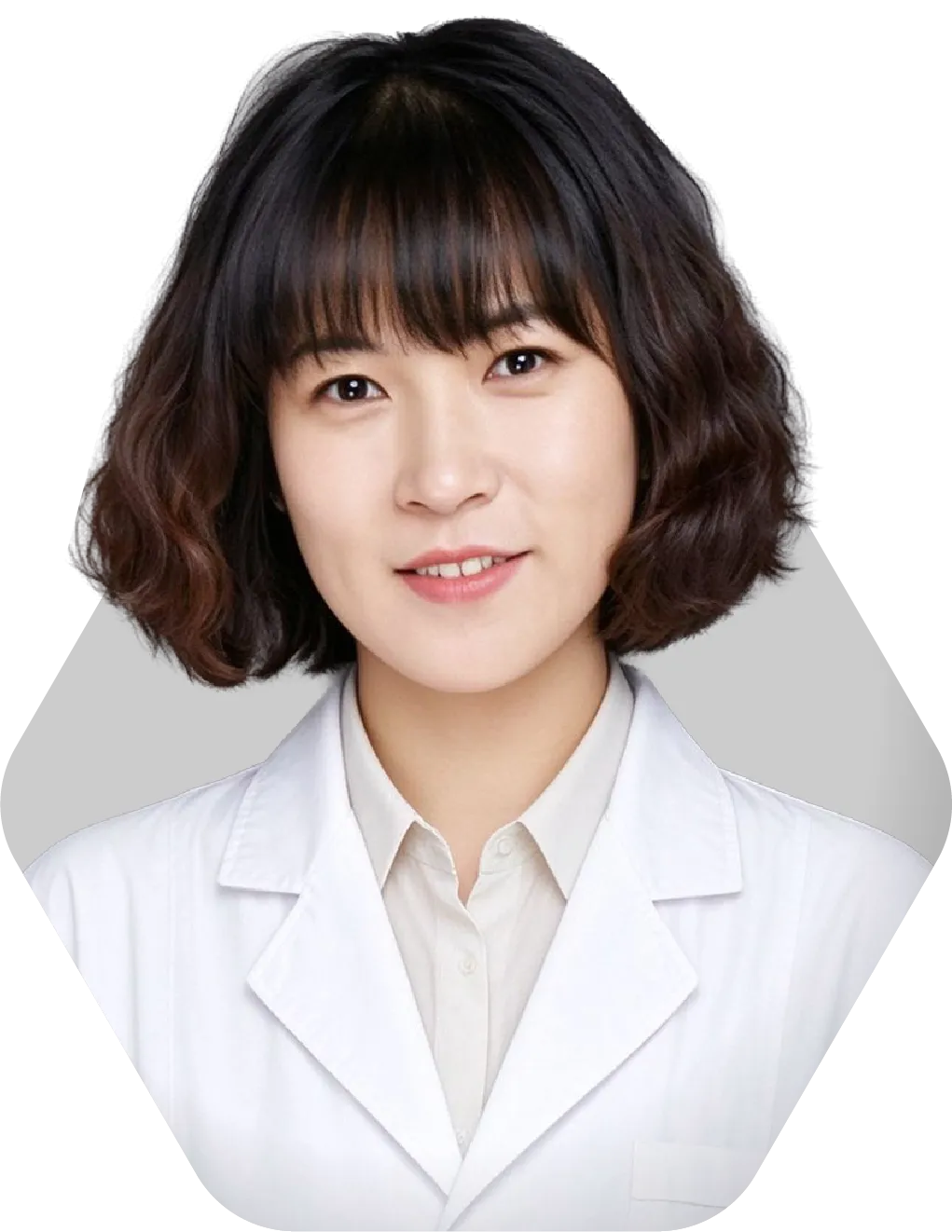 李盼